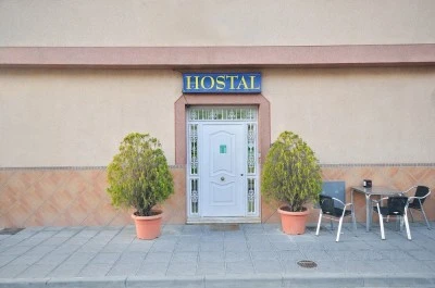 Hostal Apolo Trece