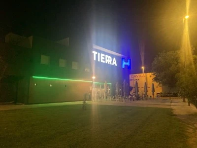 Hotel tierra
