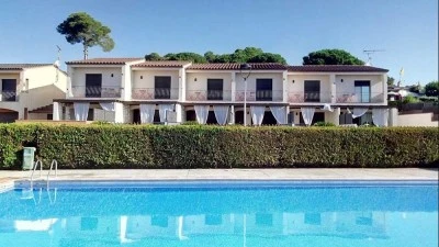 Kalma House - House with pool at Baix Empordà