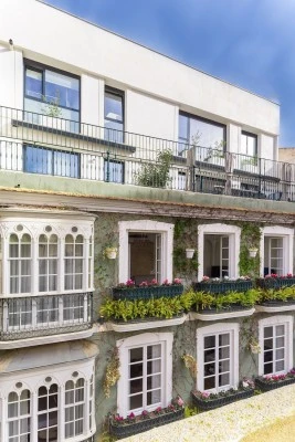 La Casa de las Flores