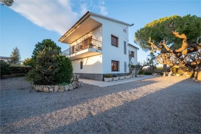 Masia Cal Tonarro, casa rural