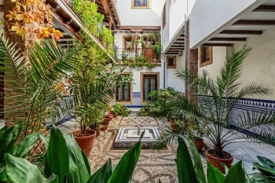 Nazarí Granada Apartments