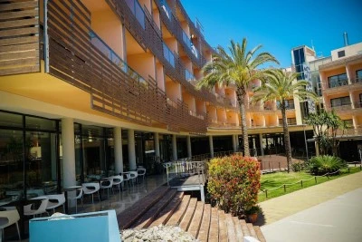 Ohtels Les Oliveres