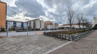 Plaza Lapurbide