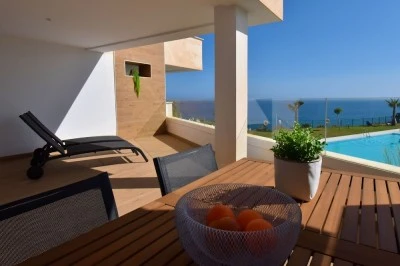 SEA LA VIE MAGNOLIA APARTMENT CALACEITE