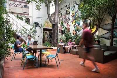 The Loft Hostel Barcelona La Pedrera