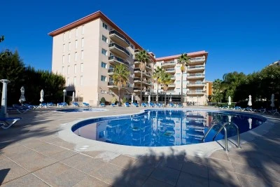 Apartaments Pineda Park
