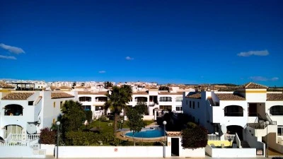 La Casita Blanca