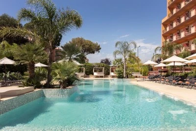 Lunas Resort Yoga & Spa