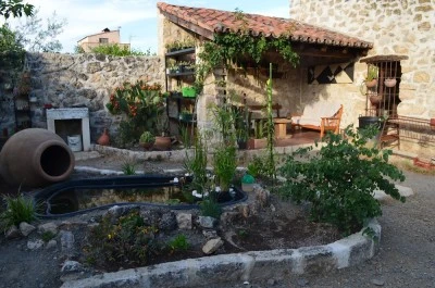 Casa rural Melones, alojamiento en Patones, sitio para dormir en Patones funcionamos como hostal rural en Patones